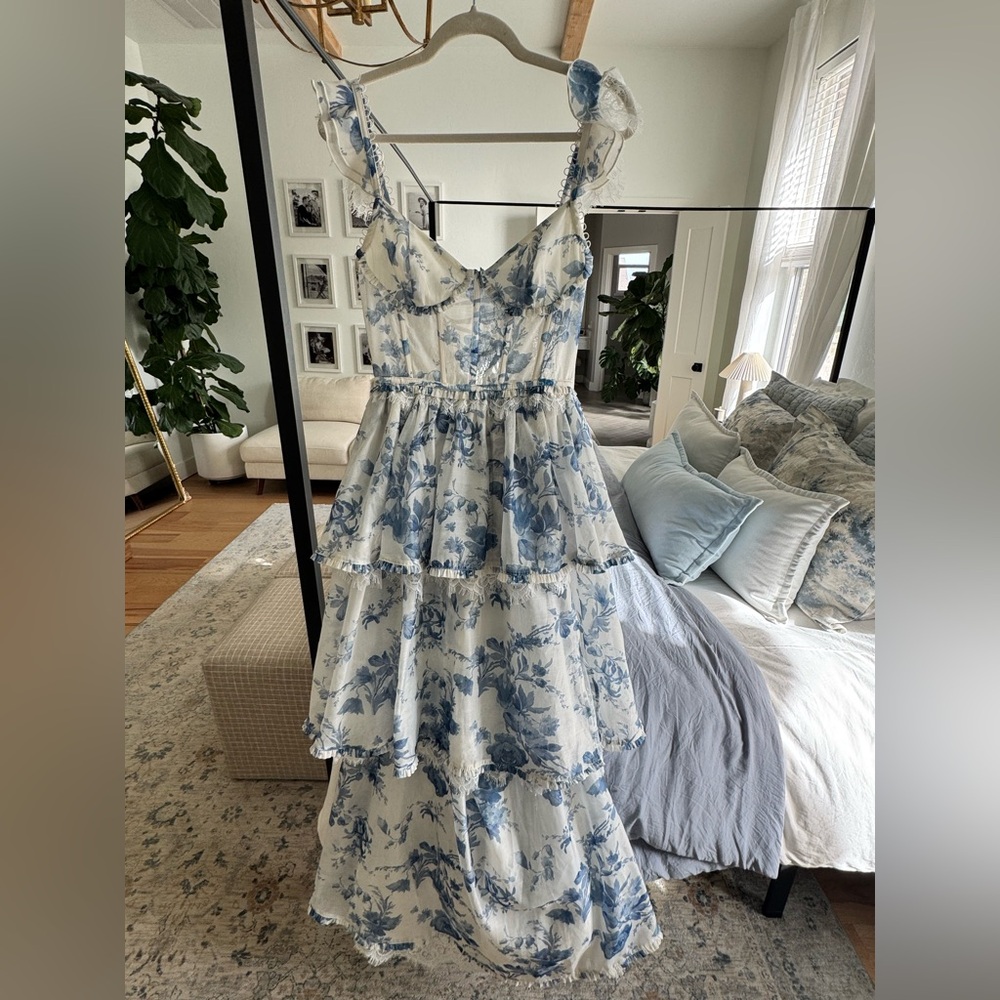 V Chapman Dress Size 2